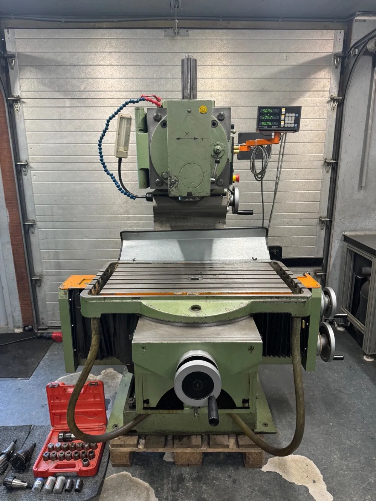 Maho MH 800 Digital Milling Machine